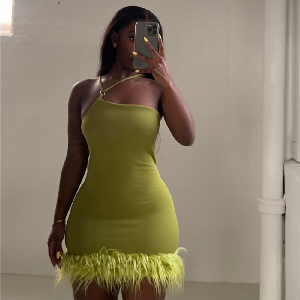 Chic Lime One-Shoulder Dress